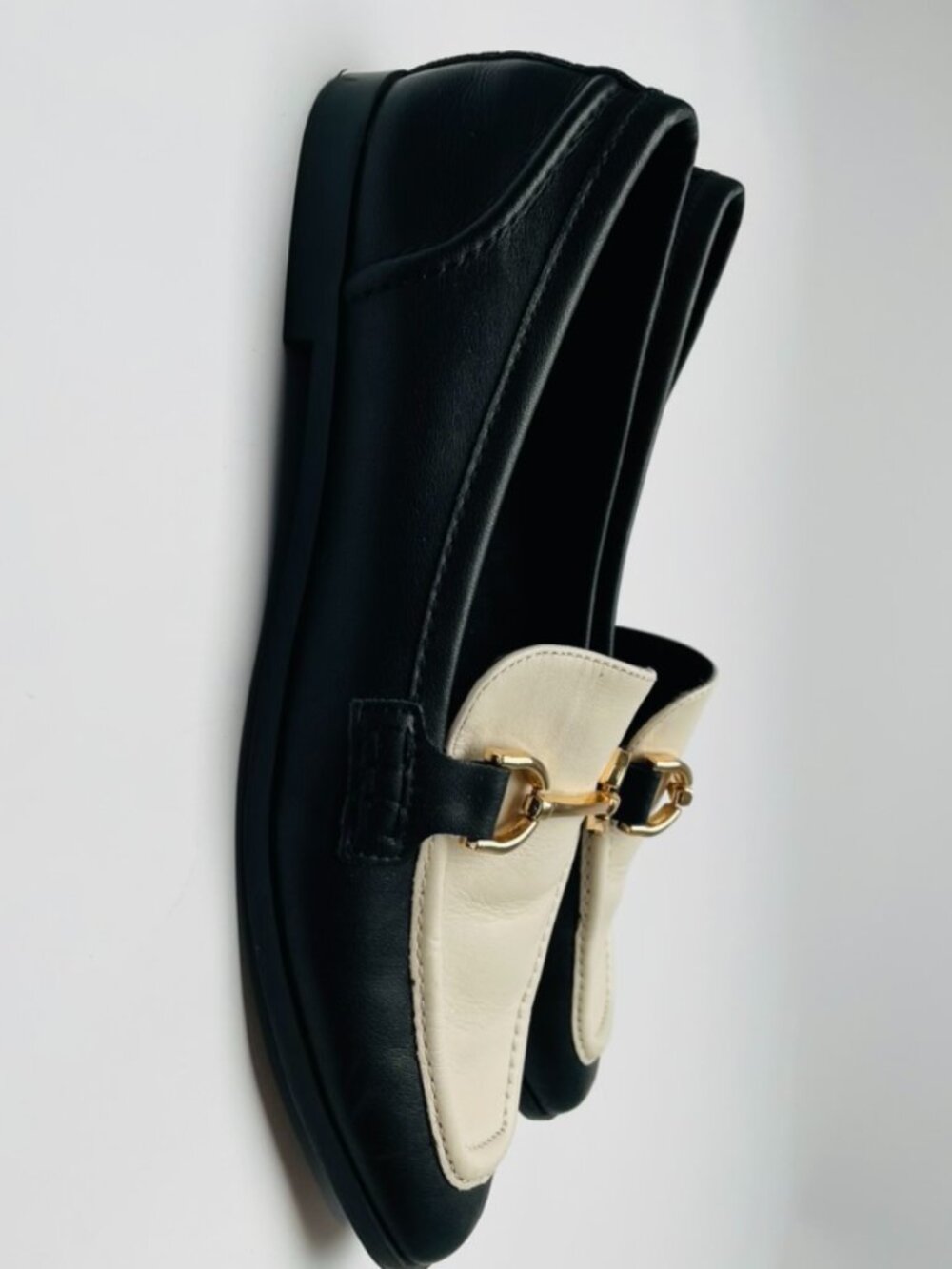 Steve Madden Carrine Black Cream Leather Two Tone Bit Loafers Womens 8.5 M - Picture 2 of 7